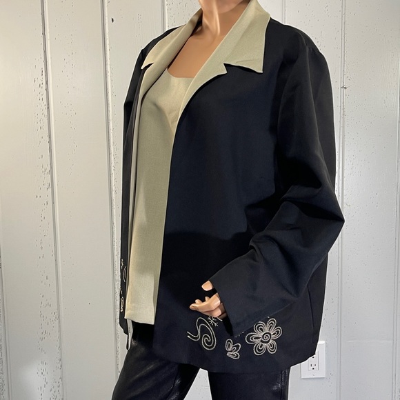 * Kari's Korner Women's Black & Taupe Blazer with Top Sz 22W - Picture 8 of 10